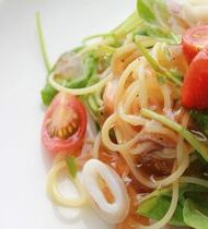 トマトのサラダパスタ