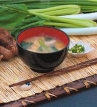 小松菜と里芋の味噌汁
