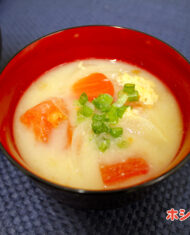 【ごていしゅ麦味噌】トマトとふんわり卵の味噌汁